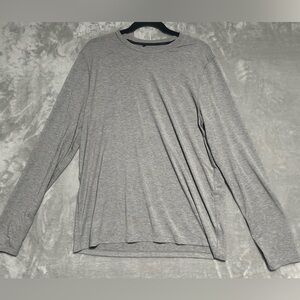 VRST Long Sleeve Shirt Men’s Medium Gray Workout Running Gym